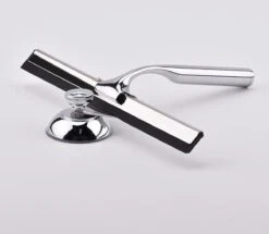 Douchewisser Inclusief Ophanghaak Met Zuignap - Douchewisser Badkamer - Raamtrekker - Douche Trekker - Raamwisser Douche - Douchetrekker - Douche Wisser - Ramen Schoonmaken - Chrome -HG Sales 1200x1044