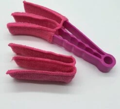 Alternative view of Musthave Gadget Roze - Professionele Jaloezie & Lamellen Reiniger - Lamellen Borstel - Stof Verwijderaar - Jaloezie Stoffer - Incl. Extra Microvezeldoekje