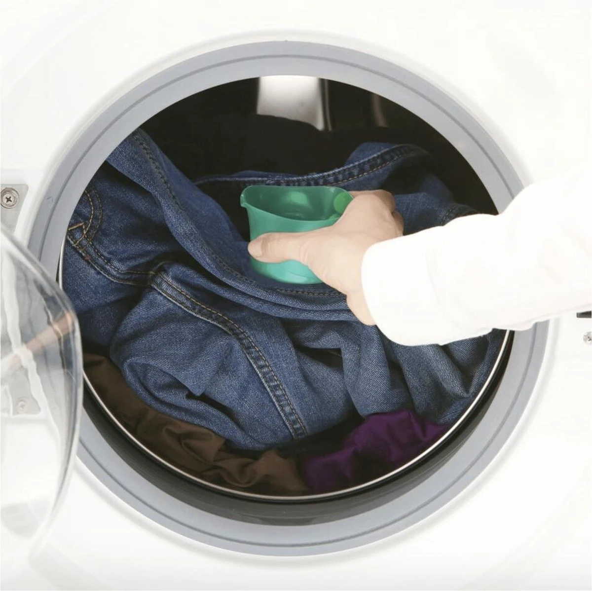 Ariel Vloeibaar Wasmiddel Kleur Color - 5x20 Wasbeurten - Voordeelverpakking 3 Ariel Vloeibaar Wasmiddel Kleur Color - 5x20 Wasbeurten - Voordeelverpakking - Afbeelding 3