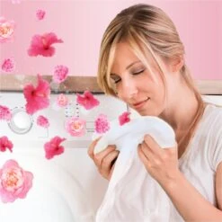 Lenor Pioenroos En Hibiscus Parels - In-Wash Geurbooster - Voordeelverpakking 6 X 15 Wasbeurten -HG Sales 1200x1200 1222