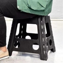 Merkloos Verdikt Kunststof Klapkruk-draagbaar-opvouwbare Kruk-Met Antislip Oppervlak Zwart 29x22cmx45cm -HG Sales 1200x1200 2348