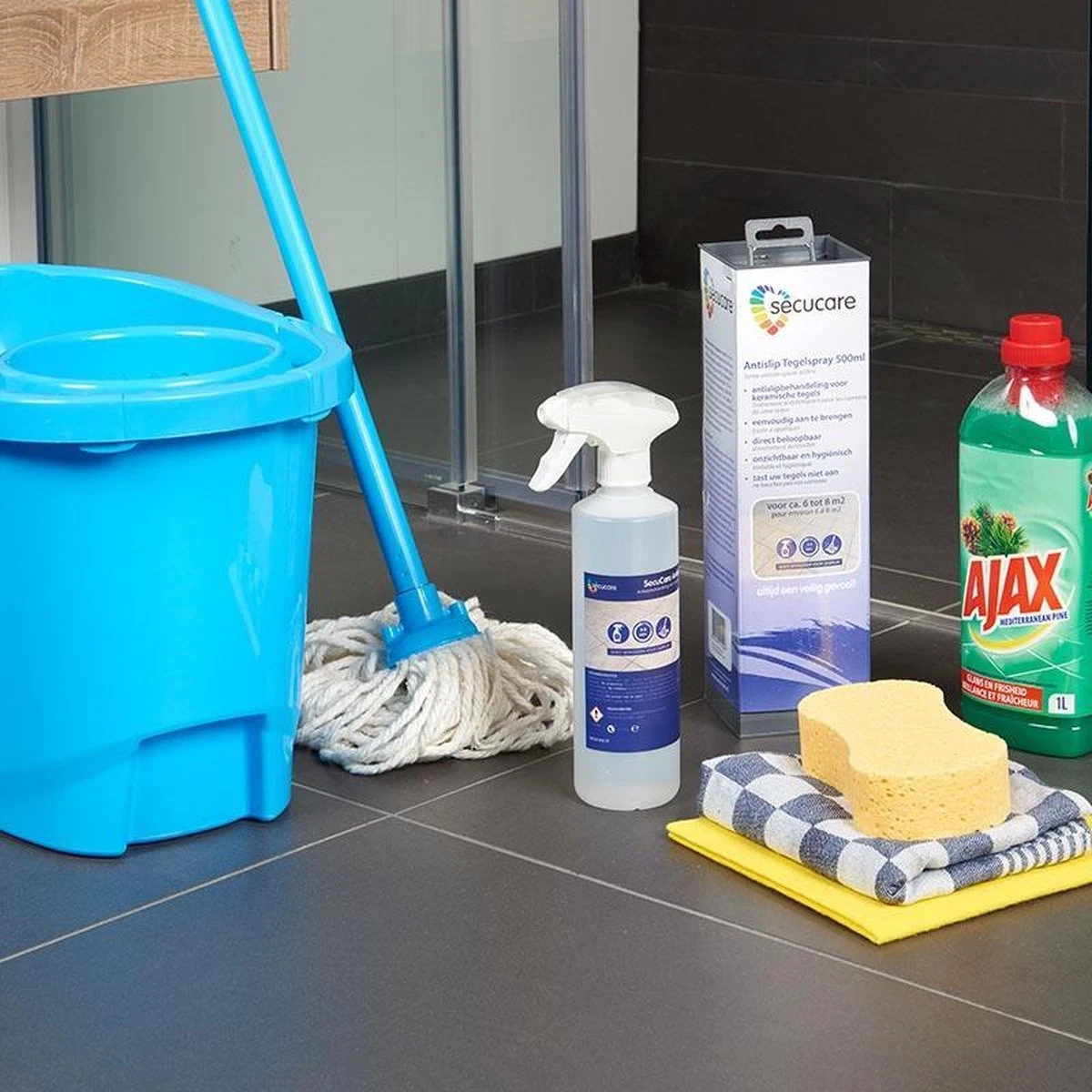 Secucare Anti Slip Spray 100ml - Antislip Voor Tegelvloeren 3 Secucare Anti Slip Spray 100ml - Antislip Voor Tegelvloeren - Afbeelding 3
