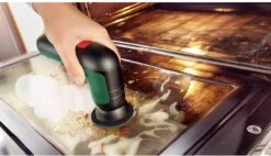 Bosch Universal Brush - Snoerloze Reiningsborstel -HG Sales 1200x688 2