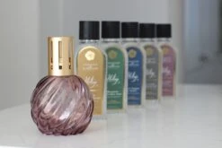Ashleigh & Burwood Lampenolie Geurolie - Freesia & Orchid 250 Ml 11 Ashleigh & Burwood Lampenolie Geurolie - Freesia & Orchid 250 Ml -HG Sales 1200x800 73