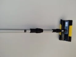 Alternative view of Zonnepanelen / Auto / Ramen Wassen Telescoopsteel Met Borstel Waterdoorlatende Wasborstel Met Telescopische Steel 4 Meter En Gardena Aansluiting / Wasborstel Met Uitschuifbare Telescoopsteel Met Waterdoorvoer