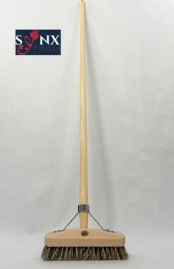 Synx Tools Luiwagen Union 22cm - Tegel Bezem Schrobber- Bezemsteel - Schoonmaakbezem - Schrobborstels - Bezems Met Steel 150 Cm